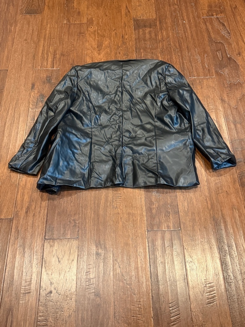 Size 10 Women’s Black Faux Leather Blazer Jacket - Picture 8 of 8